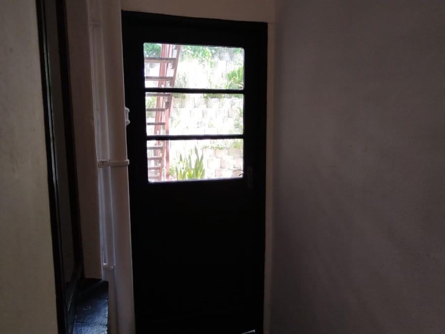 To Let 3 Bedroom Property for Rent in Muizenberg Western Cape